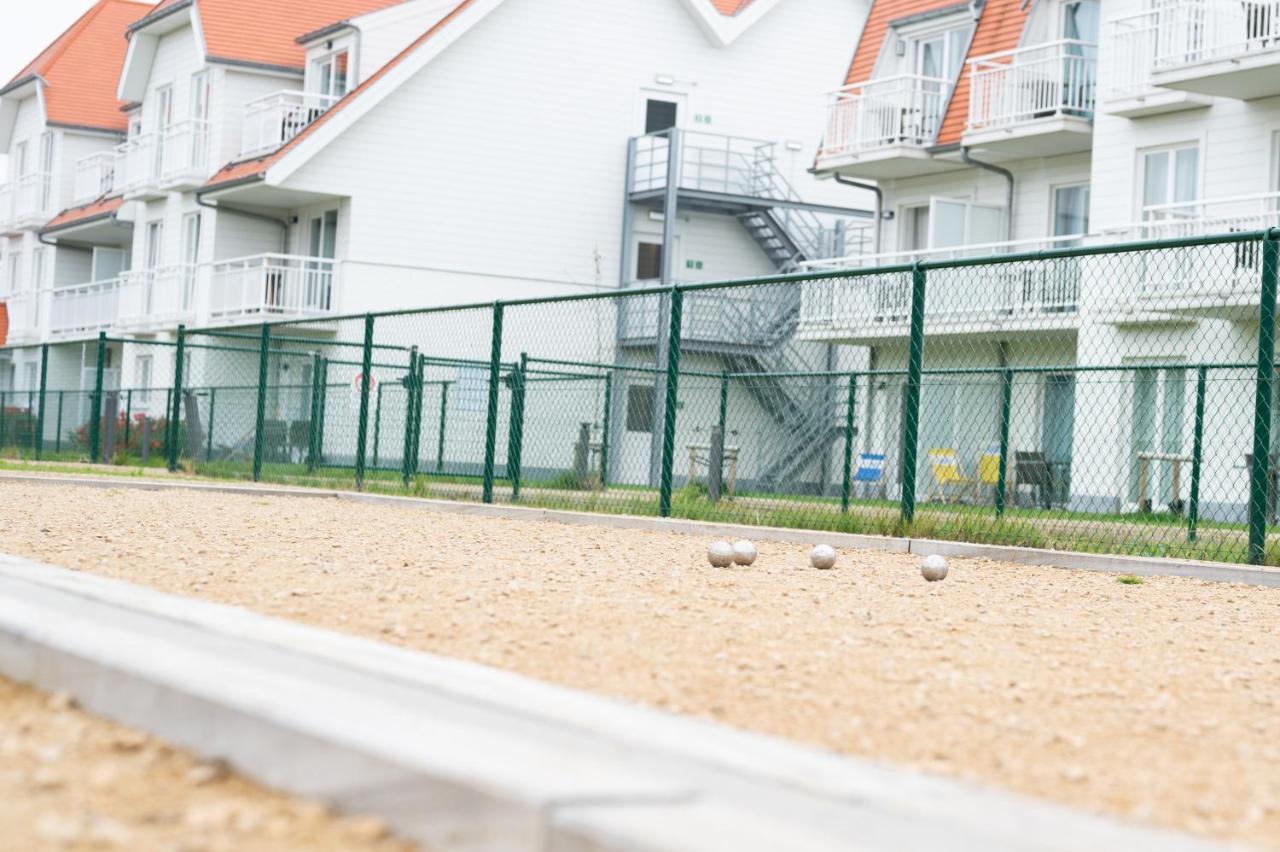 ホテル Ibis Styles ニーウポールト エクステリア 写真