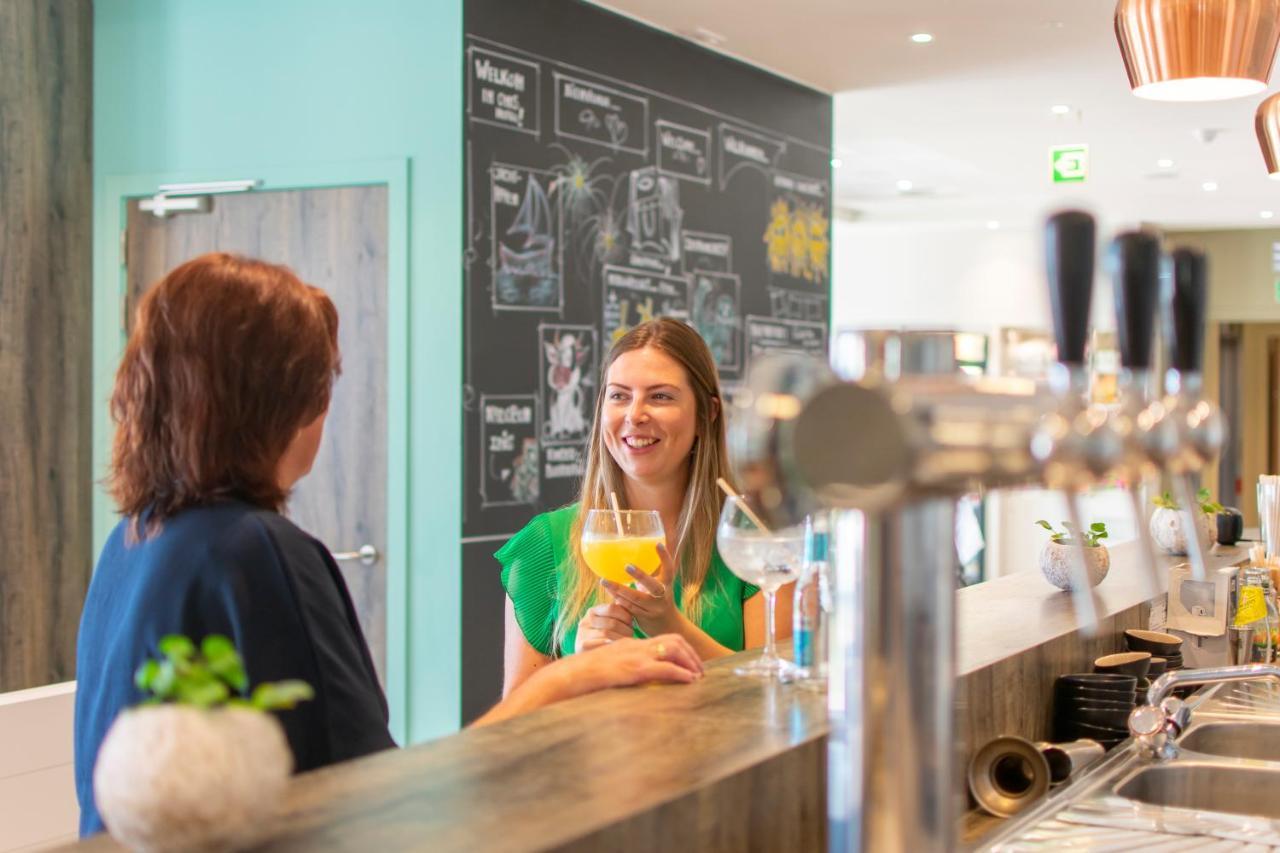 ホテル Ibis Styles ニーウポールト エクステリア 写真